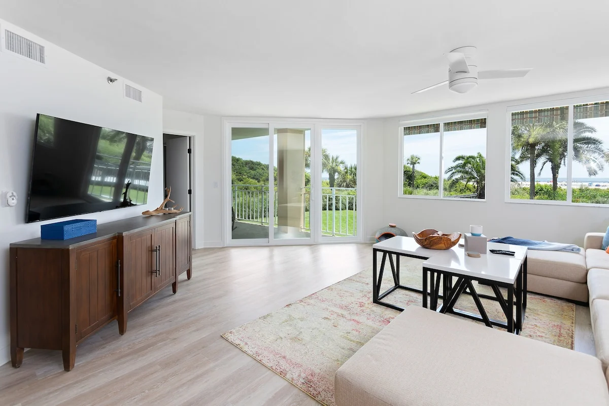 North Breakers 212 Vacation Rental