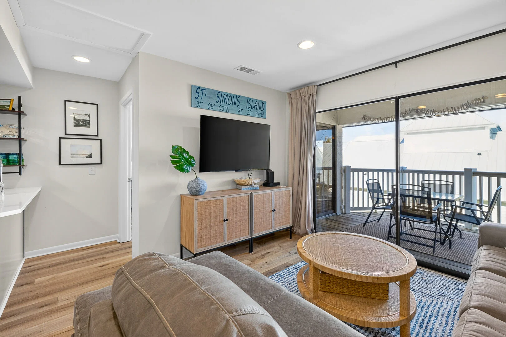 Shipwatch 311 Vacation Rental Living Room